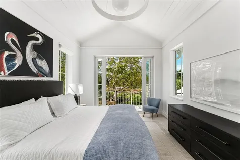 261 Greenwood Drive Key Biscayne FL 33149