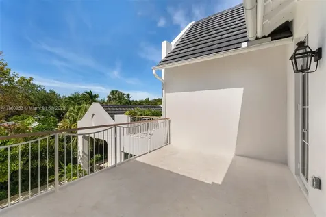 261 Greenwood Drive Key Biscayne FL 33149