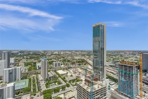 851 NE 1st Avenue Miami FL 33132