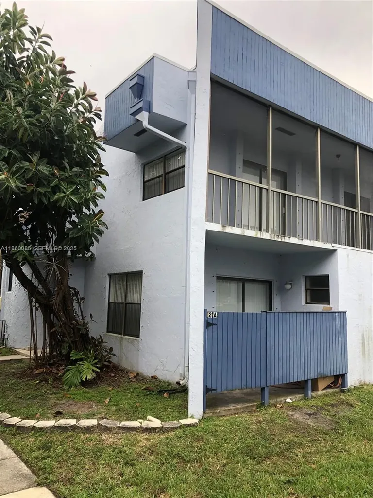 2800 S University Drive Davie FL 33328