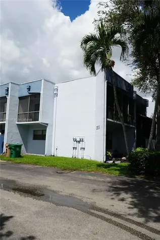 2800 S University Drive Davie FL 33328