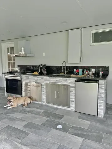 7330 NW 6th Street Miami FL 33126
