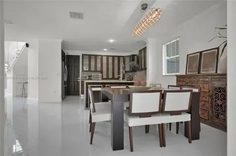 8913 SW 206th Street Cutler Bay FL 33189