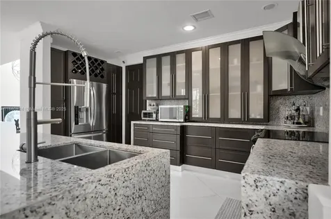 8913 SW 206th Street Cutler Bay FL 33189