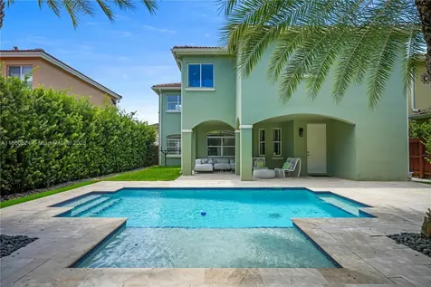 8913 SW 206th Street Cutler Bay FL 33189