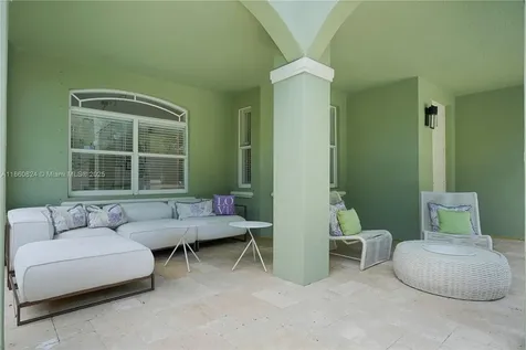 8913 SW 206th Street Cutler Bay FL 33189