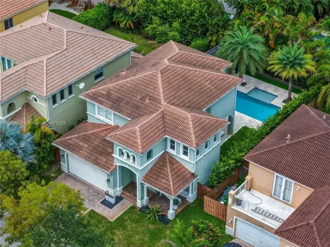 8913 SW 206th Street Cutler Bay FL 33189