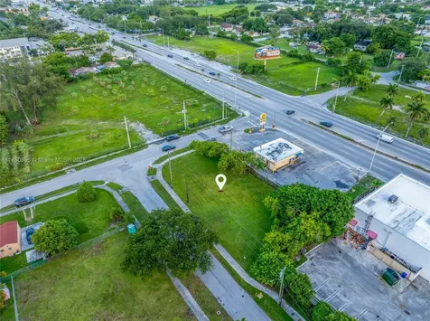 21 Avenue Miami FL 33147