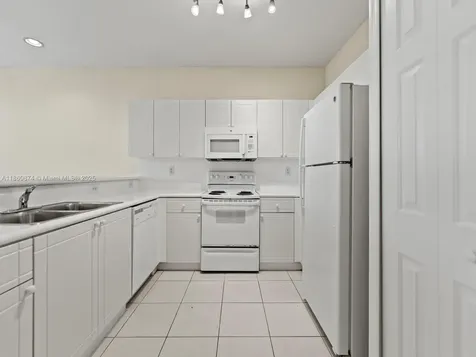 1383 SE 26th Avenue Homestead FL 33035