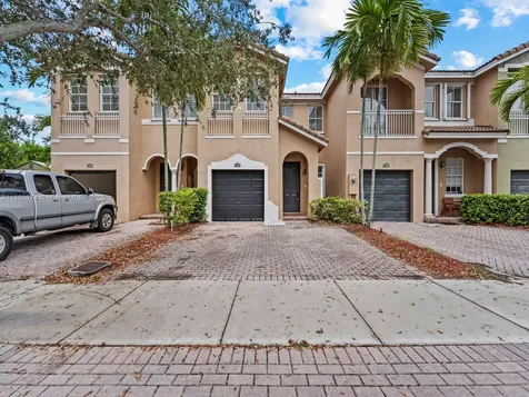 1383 SE 26th Avenue Homestead FL 33035