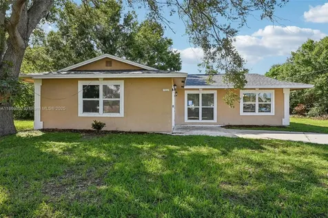 1702 SW Boeing Street Port St. Lucie FL 34953