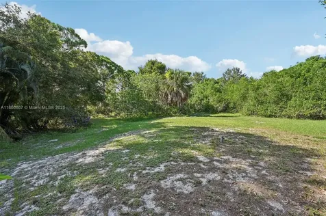 1702 SW Boeing Street Port St. Lucie FL 34953