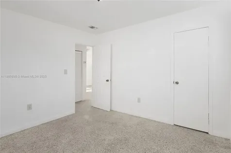 1251 NW 59th Street Miami FL 33142