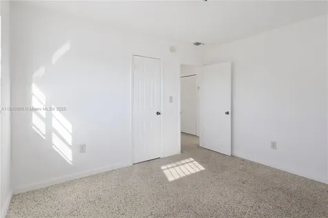 1251 NW 59th Street Miami FL 33142