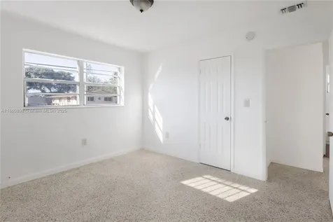 1251 NW 59th Street Miami FL 33142