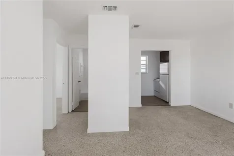 1251 NW 59th Street Miami FL 33142