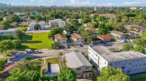 1251 NW 59th Street Miami FL 33142