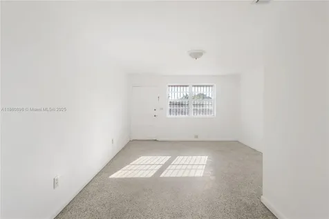 1251 NW 59th Street Miami FL 33142