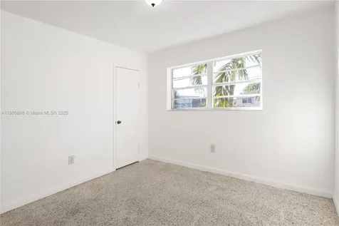 1251 NW 59th Street Miami FL 33142