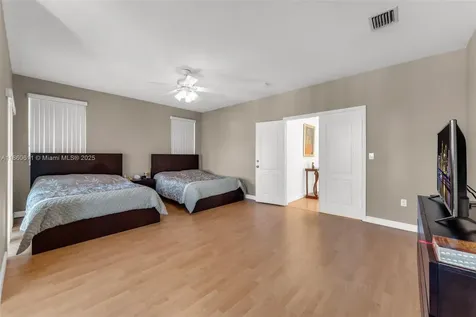 864 NW 136th Avenue Miami FL 33182