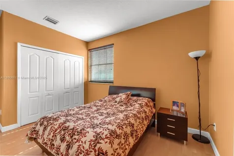 864 NW 136th Avenue Miami FL 33182