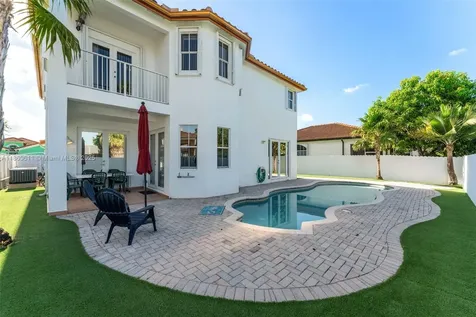 864 NW 136th Avenue Miami FL 33182