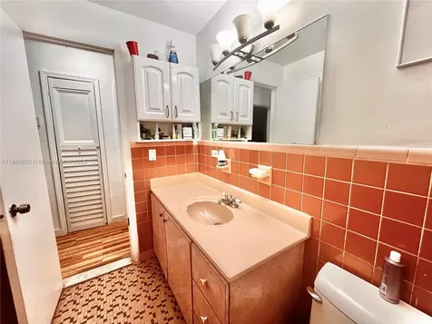 1801 NW 81 Terrace Miami FL 33147
