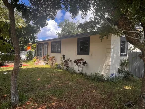 1801 NW 81 Terrace Miami FL 33147