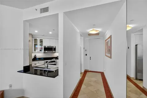 715 Crandon Boulevard Key Biscayne FL 33149