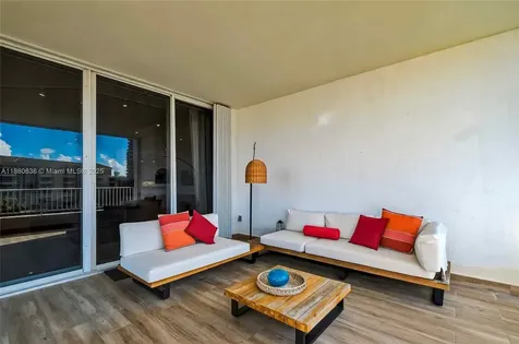 715 Crandon Boulevard Key Biscayne FL 33149