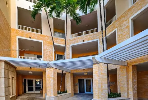 715 Crandon Boulevard Key Biscayne FL 33149