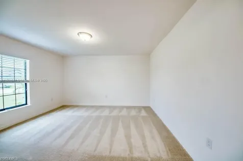 747 Center Lake Street Other City - In The State Of Florida FL 33974