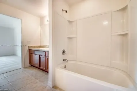 747 Center Lake Street Other City - In The State Of Florida FL 33974