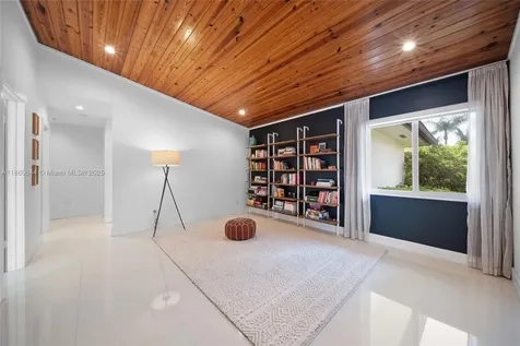 12311 SW 98th Street Miami FL 33186