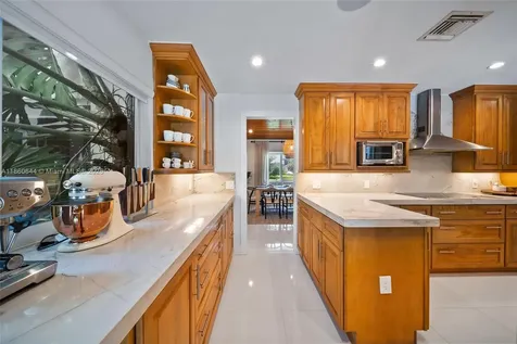 12311 SW 98th Street Miami FL 33186