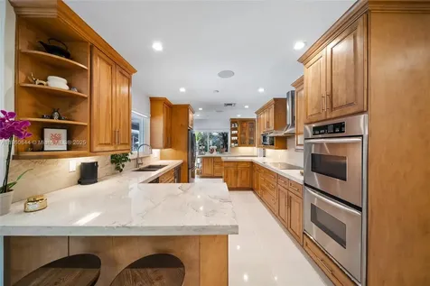 12311 SW 98th Street Miami FL 33186
