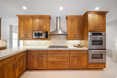 12311 SW 98th Street Miami FL 33186