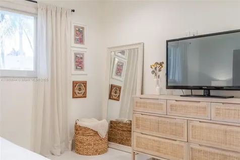 12311 SW 98th Street Miami FL 33186