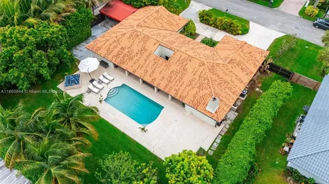 12311 SW 98th Street Miami FL 33186