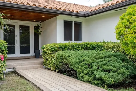 12311 SW 98th Street Miami FL 33186