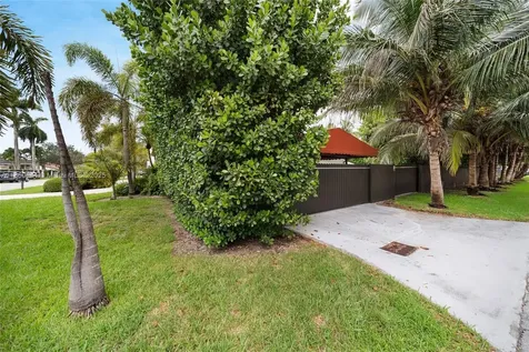 12311 SW 98th Street Miami FL 33186