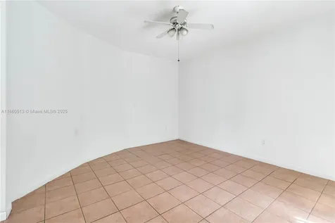 1958 NW 100th Avenue Pembroke Pines FL 33024