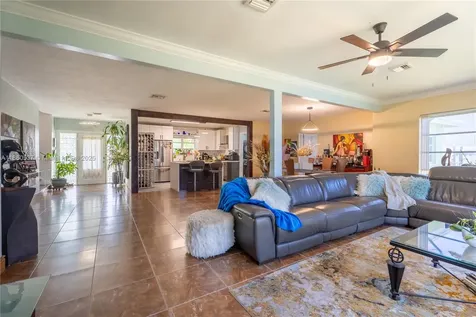 9390 Dominican Drive Cutler Bay FL 33189