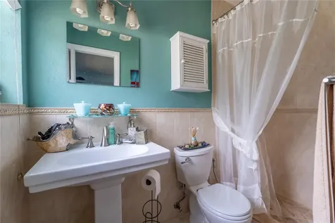 9390 Dominican Drive Cutler Bay FL 33189