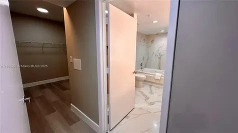 17375 Collins Avenue Sunny Isles Beach FL 33160