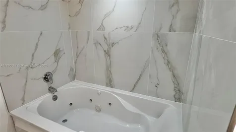 17375 Collins Avenue Sunny Isles Beach FL 33160