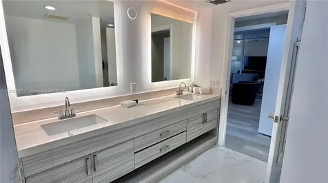 17375 Collins Avenue Sunny Isles Beach FL 33160