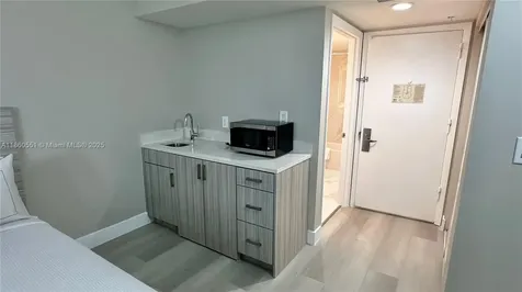 17375 Collins Avenue Sunny Isles Beach FL 33160
