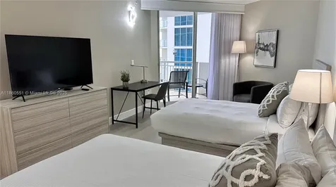 17375 Collins Avenue Sunny Isles Beach FL 33160