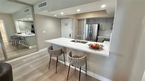 17375 Collins Avenue Sunny Isles Beach FL 33160